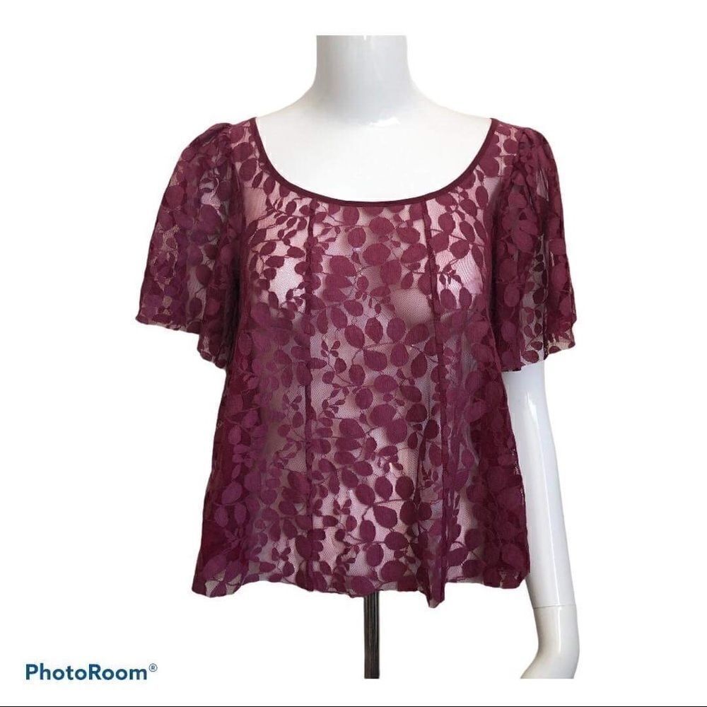 3/$25 Kimchi Blue Floral Lace Sheer Purple Blouse .Sz XS